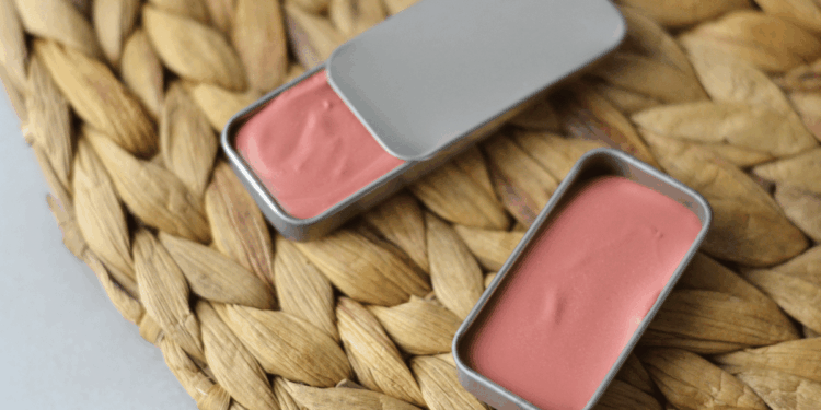 tinted lip sunscreen
